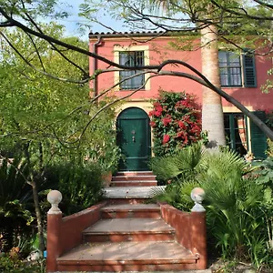 https://sous-lolivier-menton.fr-provencehotel.com