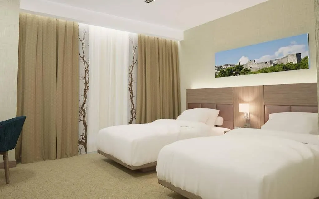 Hilton Garden Inn Tiran 4*,  Arnavutluk